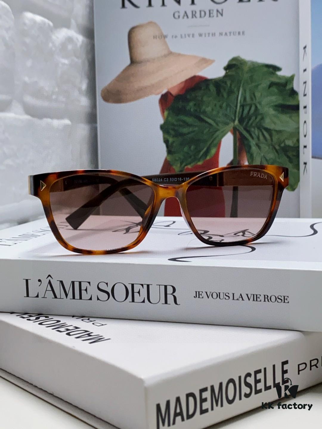Prada 2025 New Arrival Retro Fashion Oversized Sunglasses Unisex UV Protection Driving Glasses