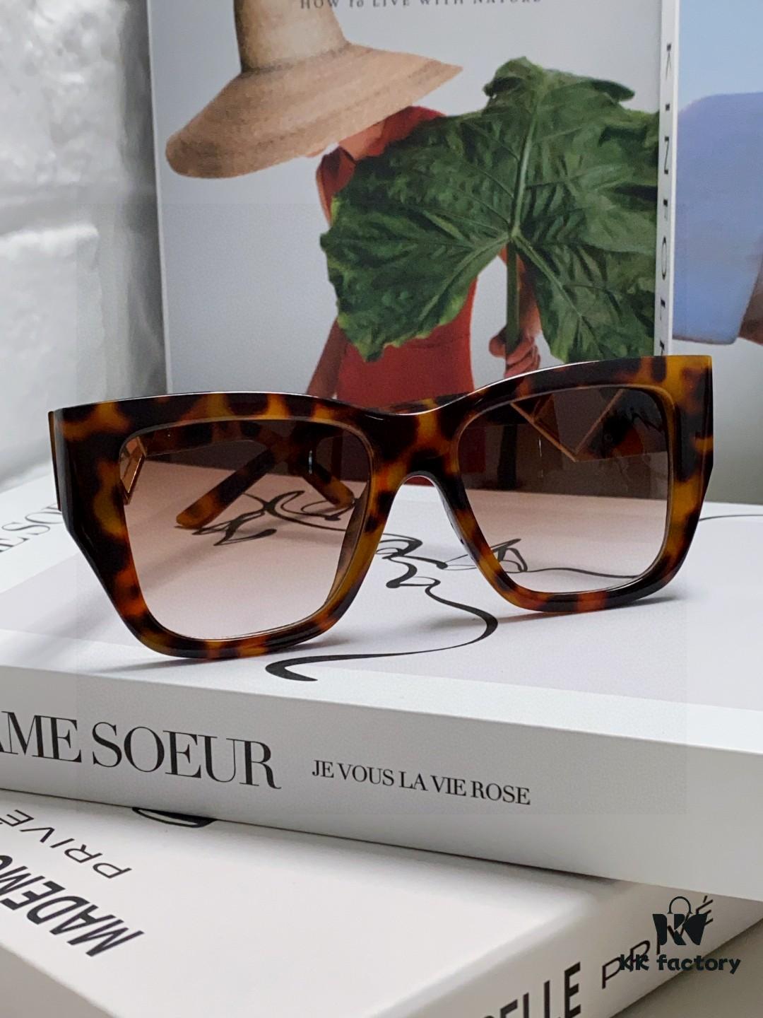 6931fa283a89a121ed54b234 Prada 2025 European and American High-End Women's Square Frame Slimming Versatile Sunglasses, Popular Street Snap Sun Protection Eyewear