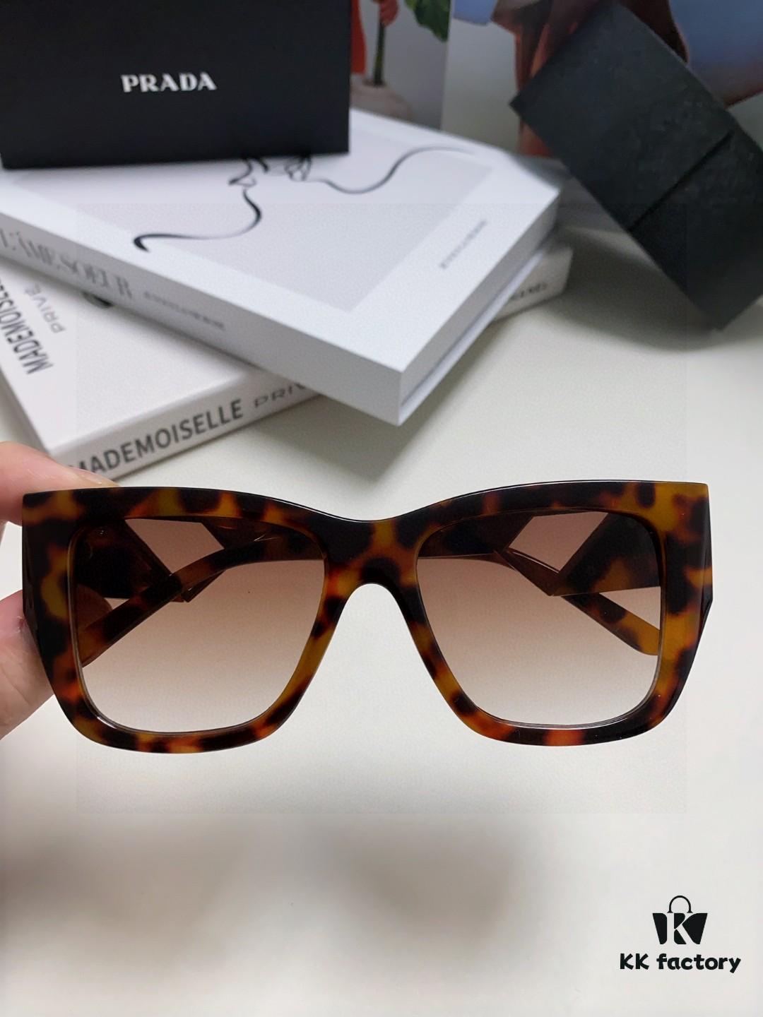 6931fa283a89a121ed54b236 Prada 2025 European and American High-End Women's Square Frame Slimming Versatile Sunglasses, Popular Street Snap Sun Protection Eyewear