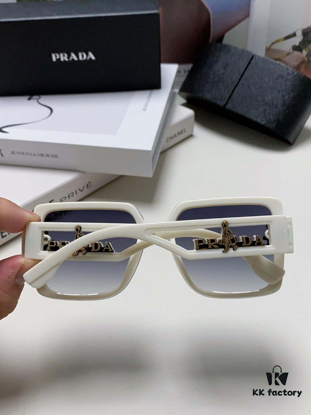 6931fa4f3a89a121ed54b3dc PRADA 2024 New Handheld Suitcase Series Sunglasses