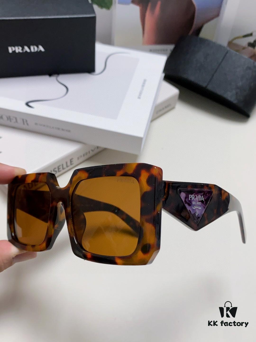 6931fa583a89a121ed54b45b Prada 2024 Fashionable Metal Polygonal Oversized Sunglasses for Men and Women with Checkered Lenses