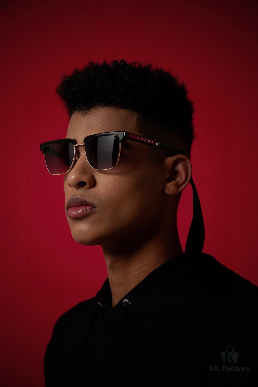 Prada Sunglasses Classic Style, Showcasing Unique Personality with Premium Metal Logo on Temples and Frame