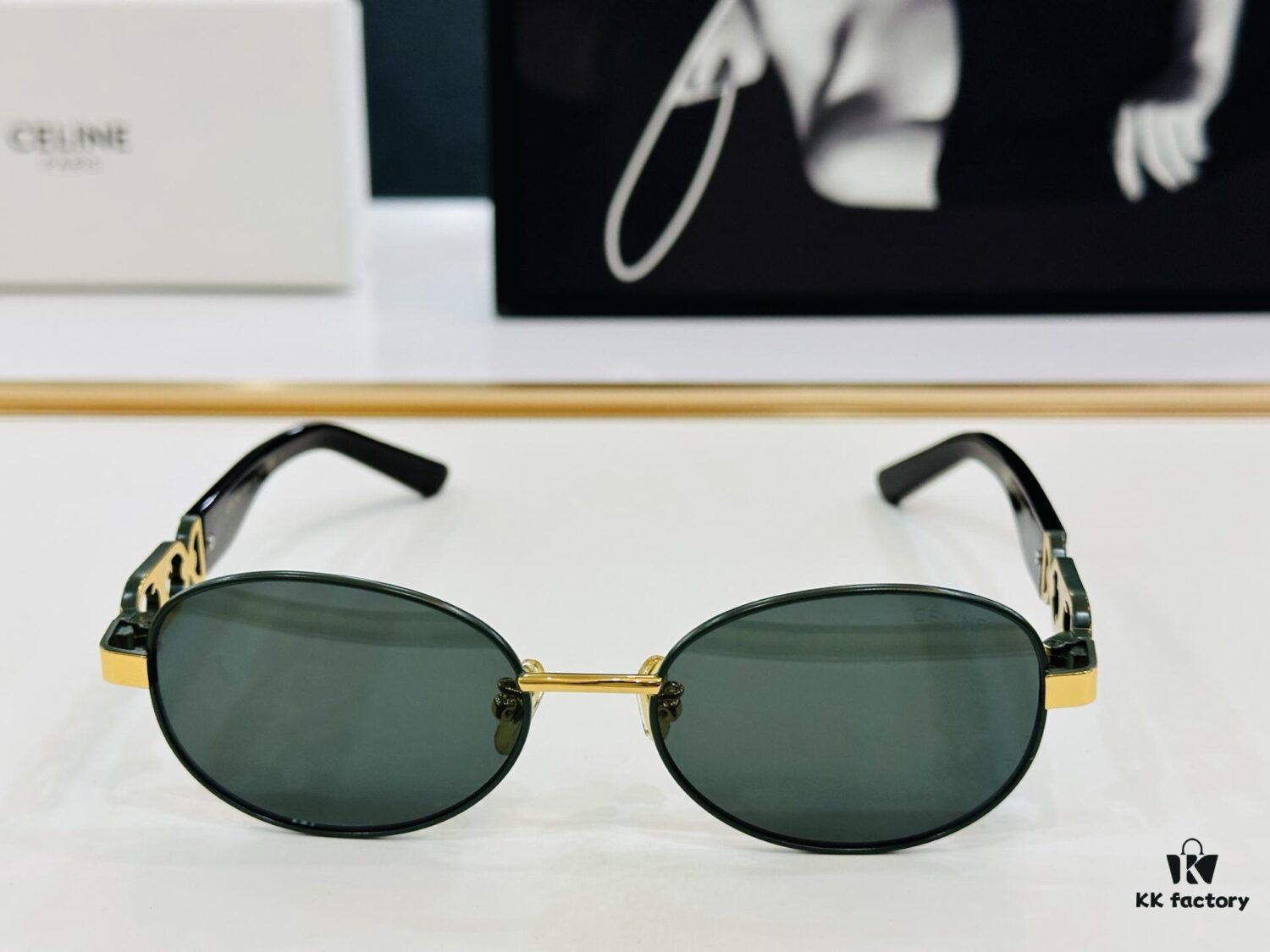 6931fa723a89a121ed54b5b7 CELINE CL40253 Size: 53×18-145, Consistently Popular Unisex Style with Excellent Shine and Premium Texture, Superior Craftsmanship, Sunglasses