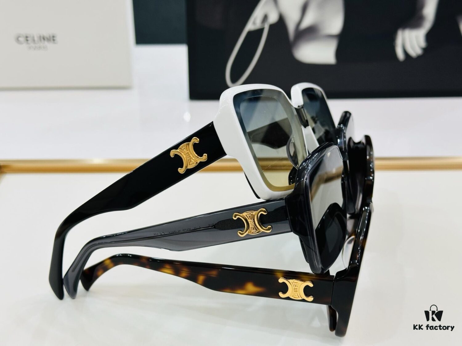 6931fa7a3a89a121ed54b622 CELINE CL42126U Sunglasses Size: 53□24-145