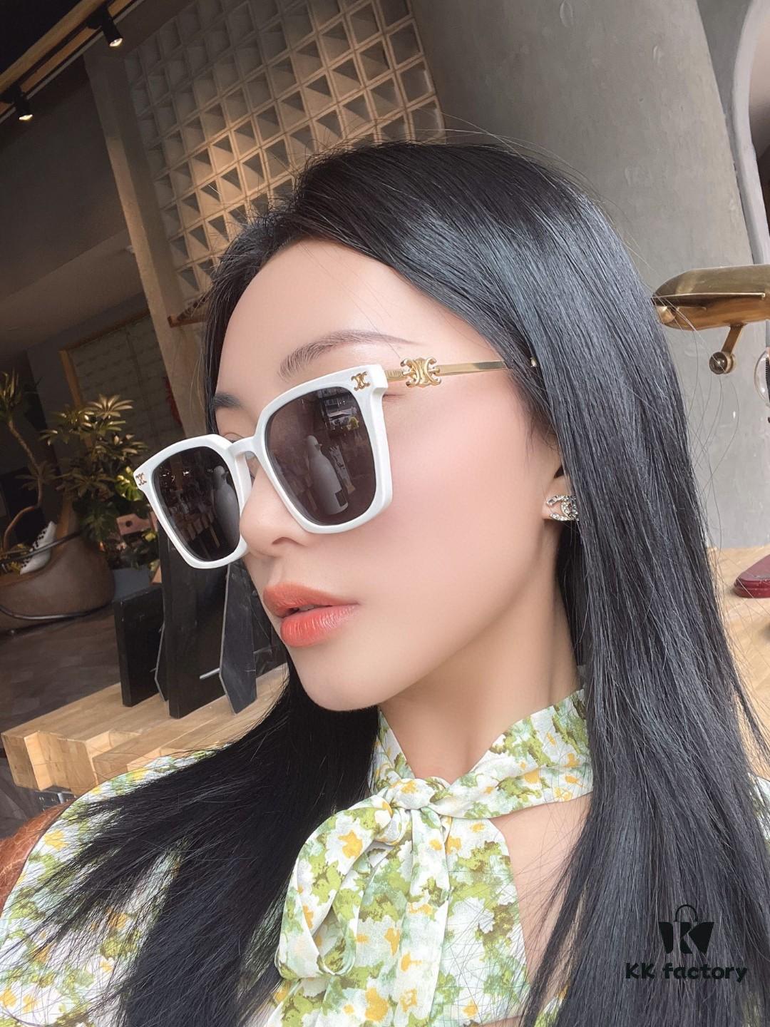6931fa823a89a121ed54b692 CELINE Red Book Popular Metal-Decorated Logo Simple Frame Sunglasses 6 Colors