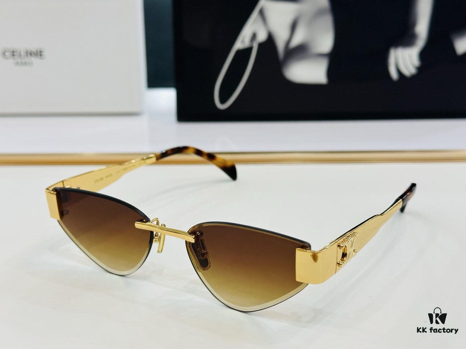 6931fa913a89a121ed54b75a CELINE CL42122U Size 56-17-142, Popular Unisex Style with Excellent Shine and Premium Texture, XL Craftsmanship