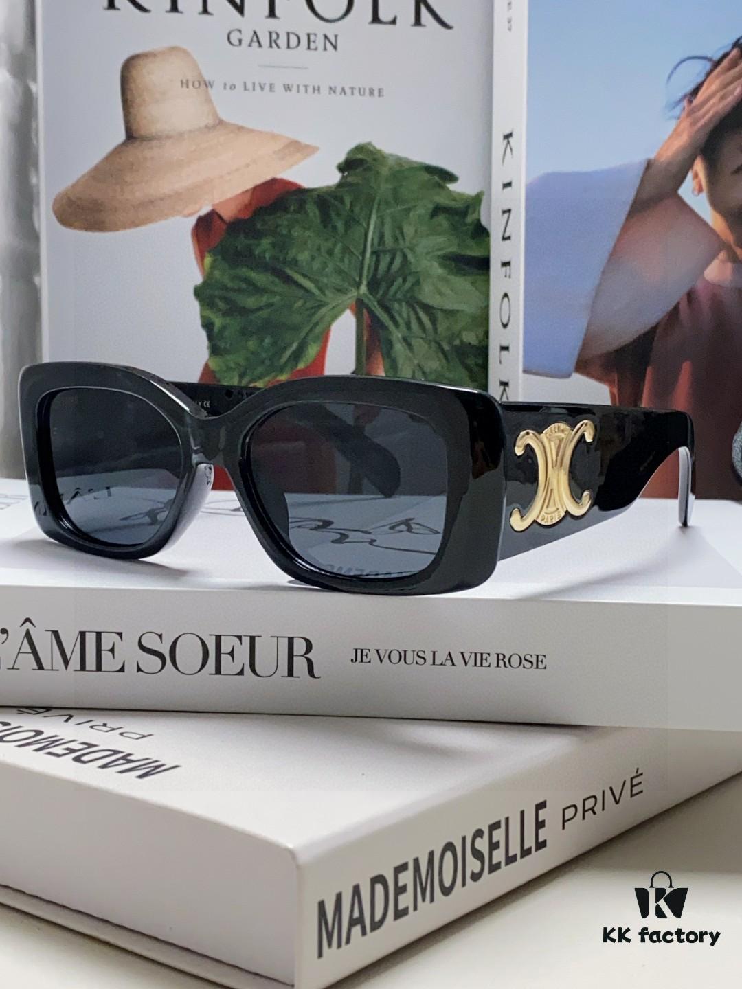 6931fa983a89a121ed54b7b1 CELINE 2025 New Arrival Runway Official Same Style as Yang Mi, Versatile Oversized Square Archetype Sunglasses for Women