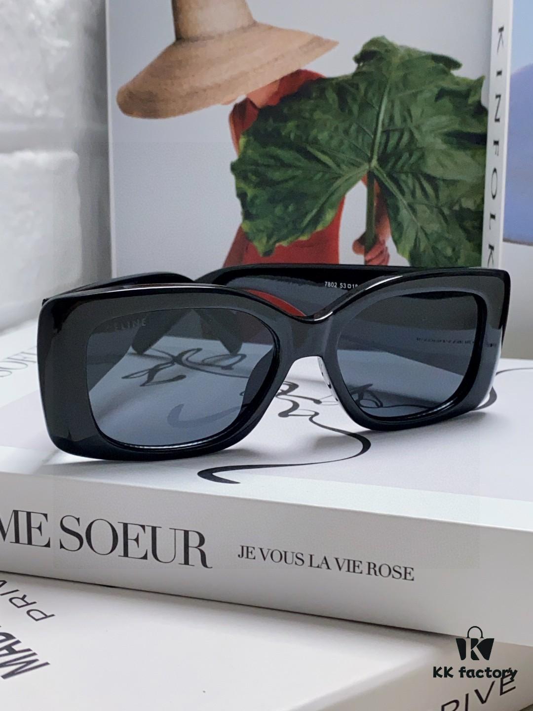6931fa983a89a121ed54b7bd CELINE 2025 New Arrival Runway Official Same Style as Yang Mi, Versatile Oversized Square Arch Rectangular Sunglasses for Women