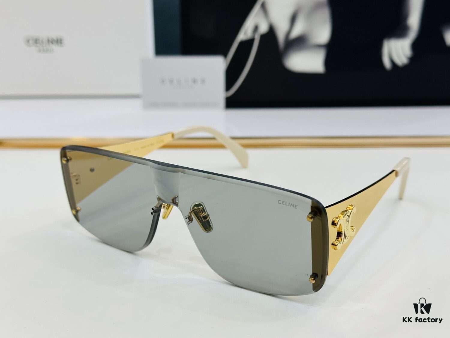 6931fab73a89a121ed54b8c4 CELINE CL42104U Size 145□0-148, Popular Unisex Style, European-American Fashion, High Gloss Finish, Premium Texture, XL Craftsmanship