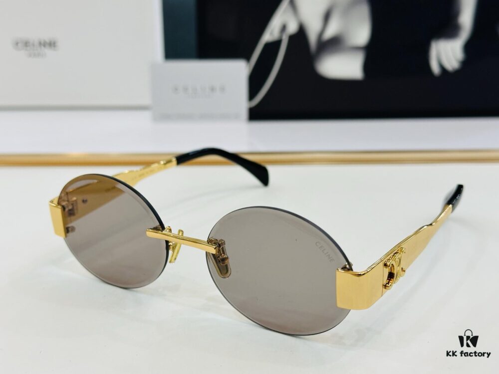 6931fab83a89a121ed54b8cc CELINE CL42121U Size 56□17-142, Popular Unisex Sunglasses with Excellent Shine and Premium Texture, XL Craftsmanship