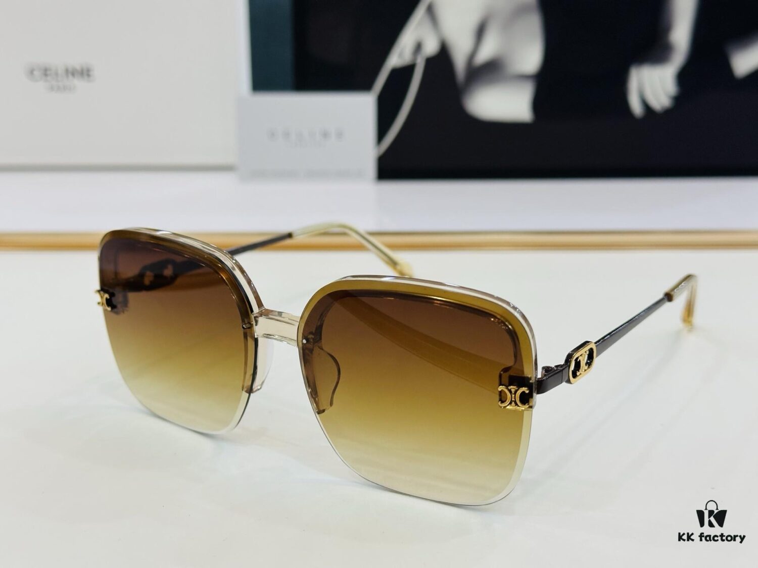 6931faba3a89a121ed54b8e8 CELINE CL40251 Sunglasses, Size 60□14-145, Popular Unisex Style with Excellent Shine and Premium Texture, High-Quality Craftsmanship