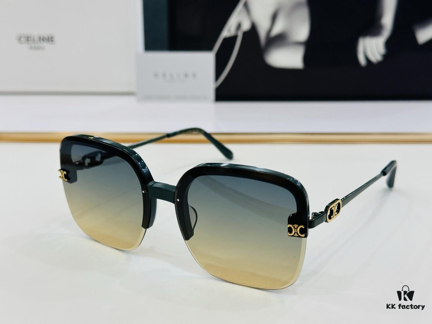 6931faba3a89a121ed54b8e9 CELINE CL40251 Sunglasses, Size 60□14-145, Popular Unisex Style with Excellent Shine and Premium Texture, High-Quality Craftsmanship