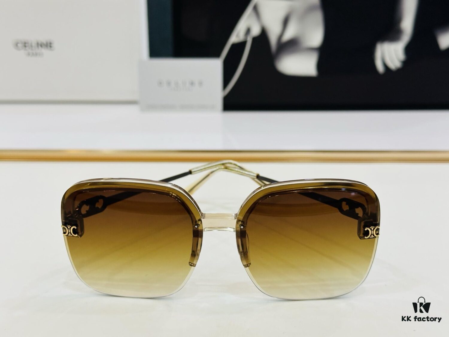 6931faba3a89a121ed54b8ee CELINE CL40251 Sunglasses, Size 60□14-145, Popular Unisex Style with Excellent Shine and Premium Texture, High-Quality Craftsmanship