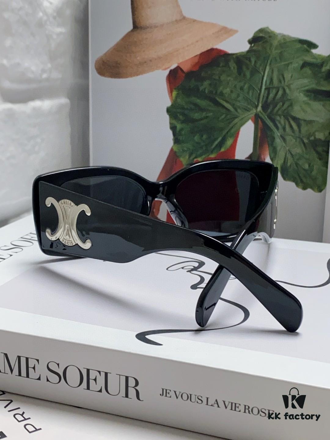 CELINE 2024 New Runway Official Same Style as Yang Mi, Versatile Oversized Square Archetype Sunglasses for Women