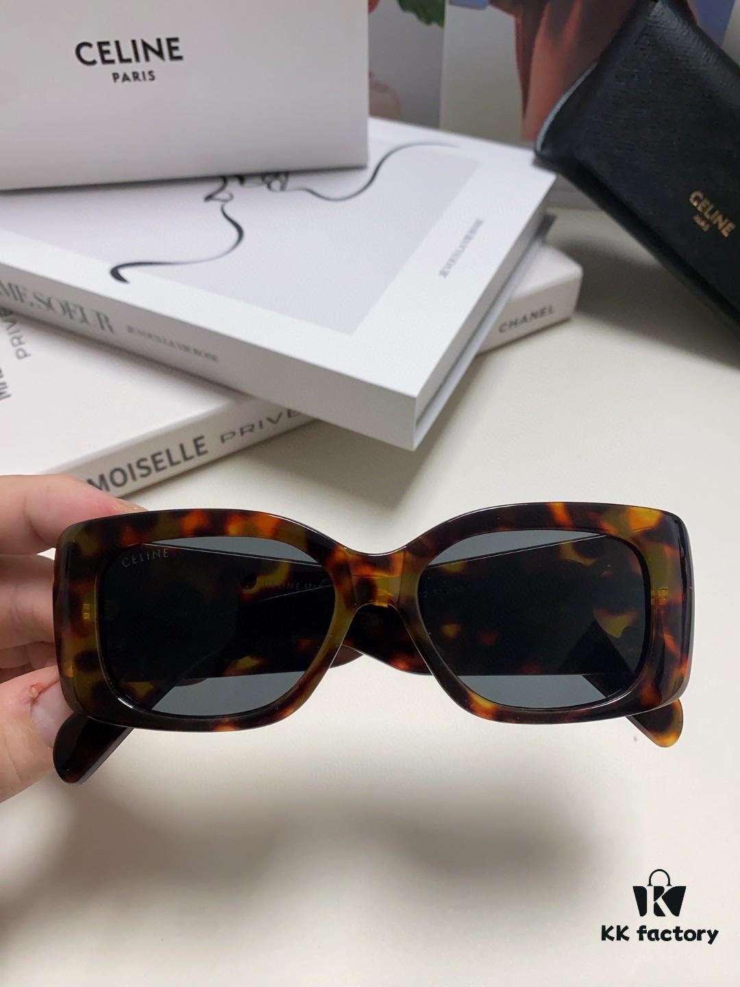 6931fb173a89a121ed54bd2b CELINE 2024 New Runway Official Same Style as Yang Mi, Versatile Oversized Square Archetype Sunglasses