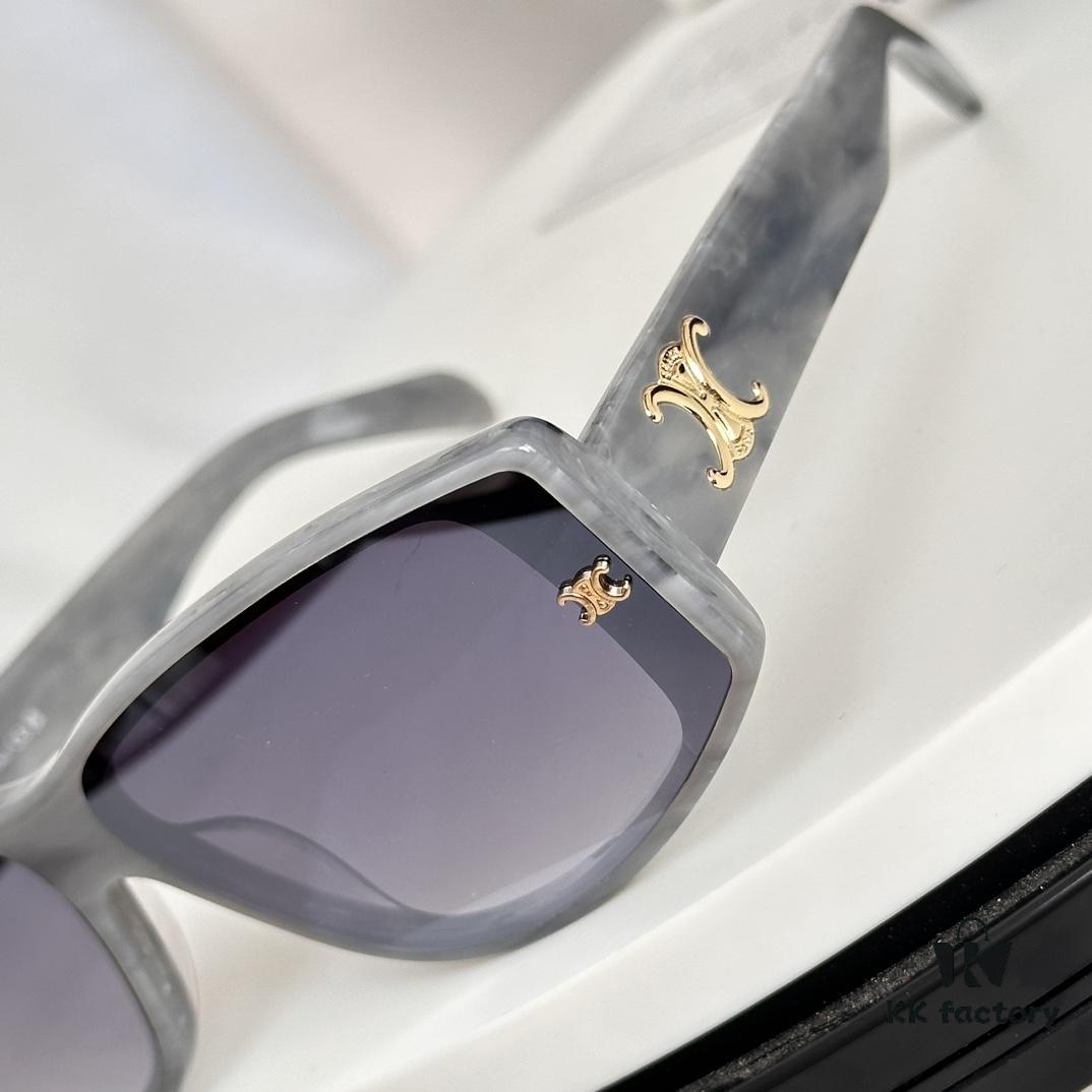 CELINE MODEL: CL 40313 SIZE: 66□12-145 Sunglasses