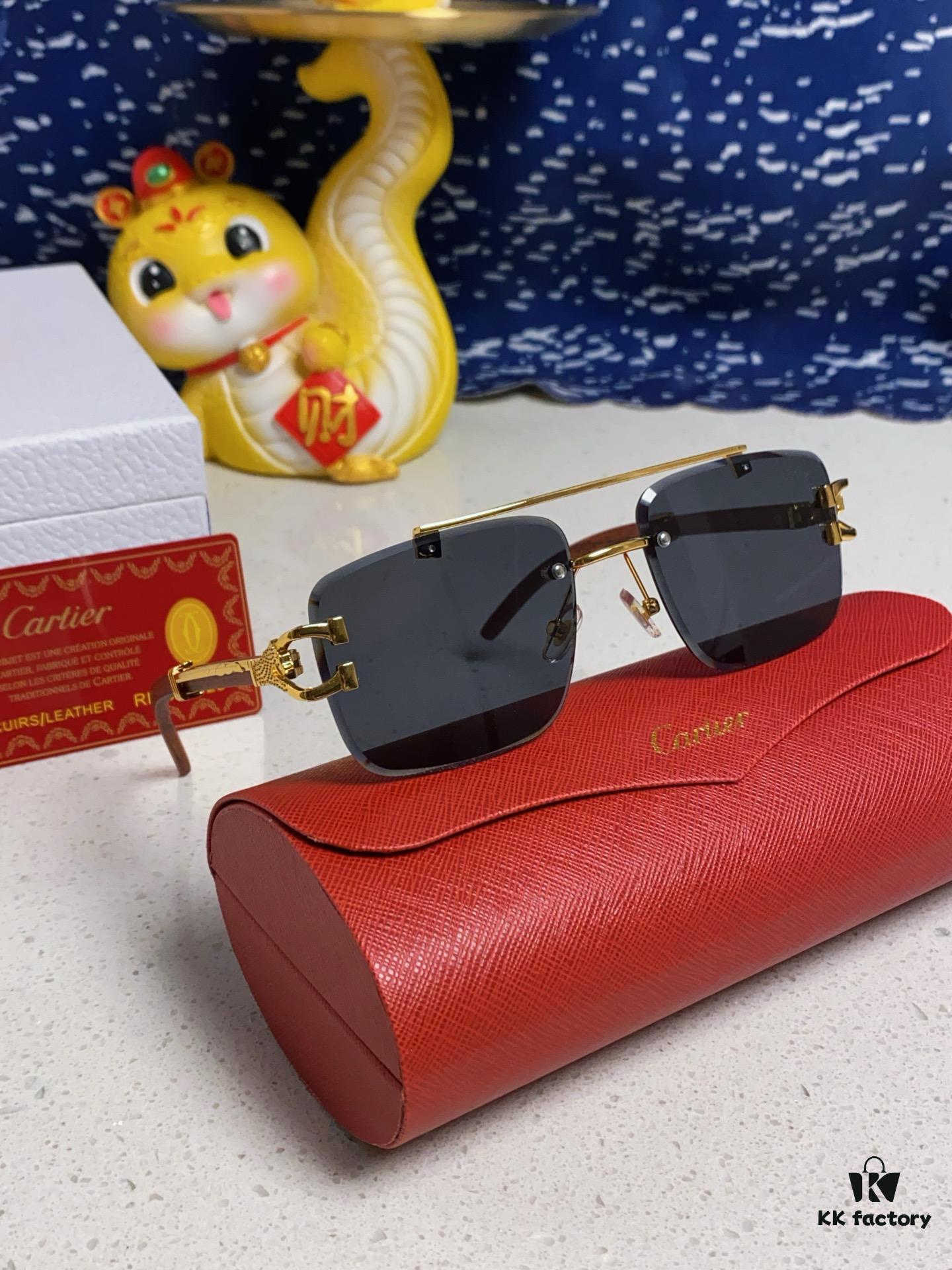 6931fb783a89a121ed54c24b Cartier 2025 New Arrival Wooden Texture Panther Decorated Frameless Bar Square Sunglasses, Gradient Color Tinted Lens, Fashion Retro Street Style Sun Glasses
