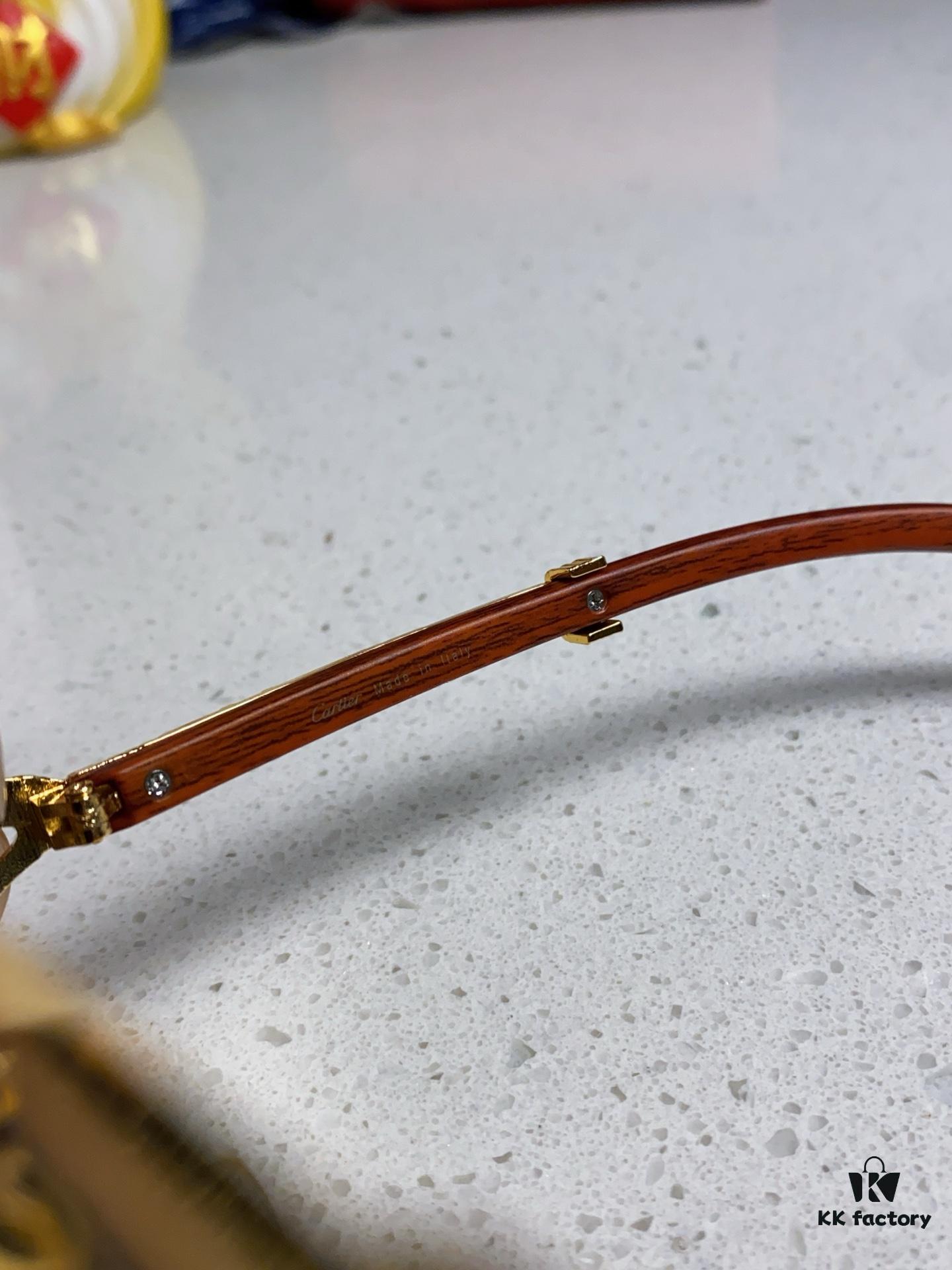 6931fb793a89a121ed54c254 Cartier 2025 New Wooden Texture Panther Decorated Frameless Bar Square Sunglasses, Fashionable Retro Gradient Color Sunglasses for Street Snap