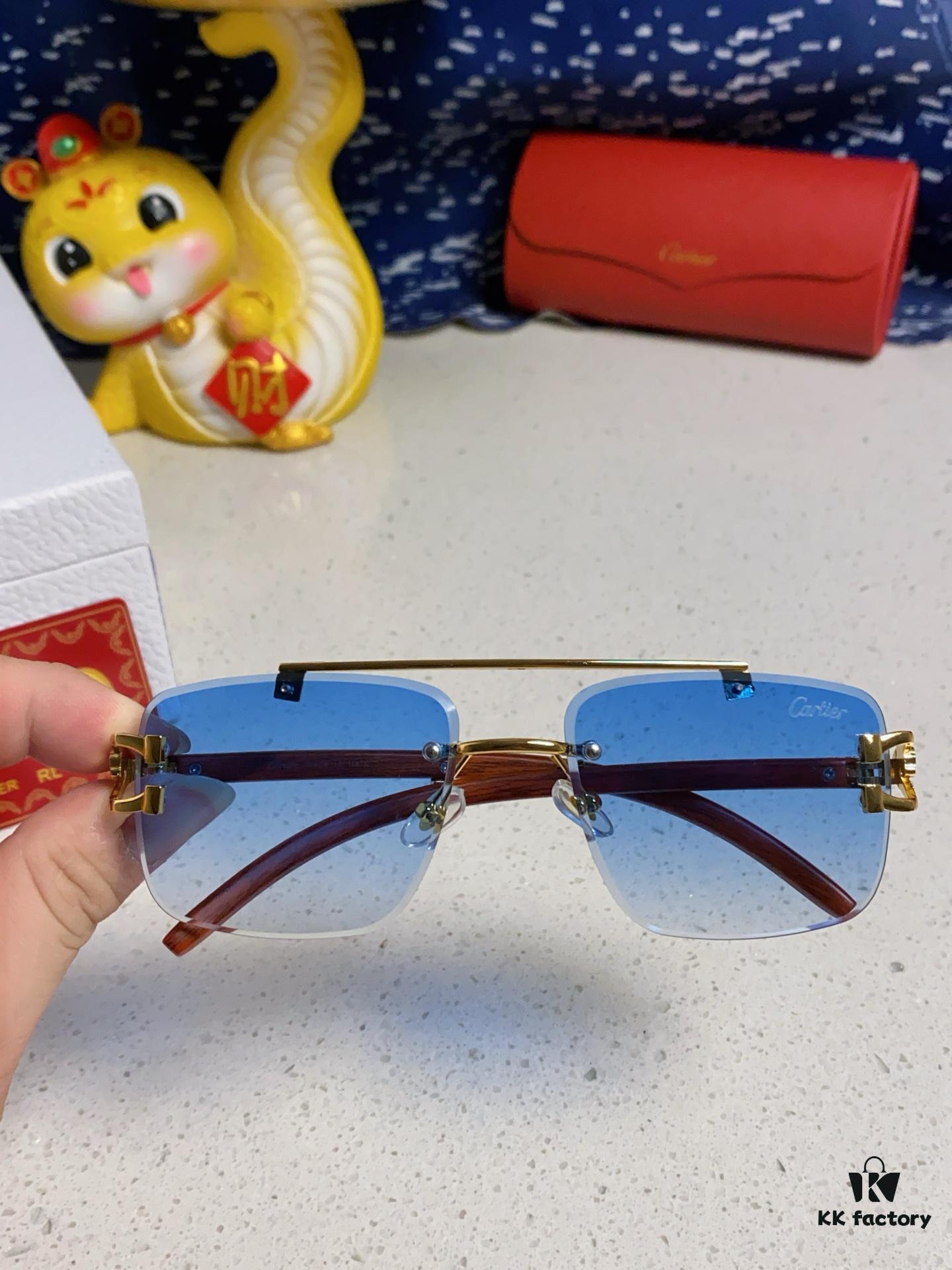6931fb7a3a89a121ed54c25b Cartier 2025 New Arrival Wooden Texture Panther Decorated Frameless Bar Square Sunglasses, Fashionable Retro Gradient Color Tinted Glasses for Street Photography