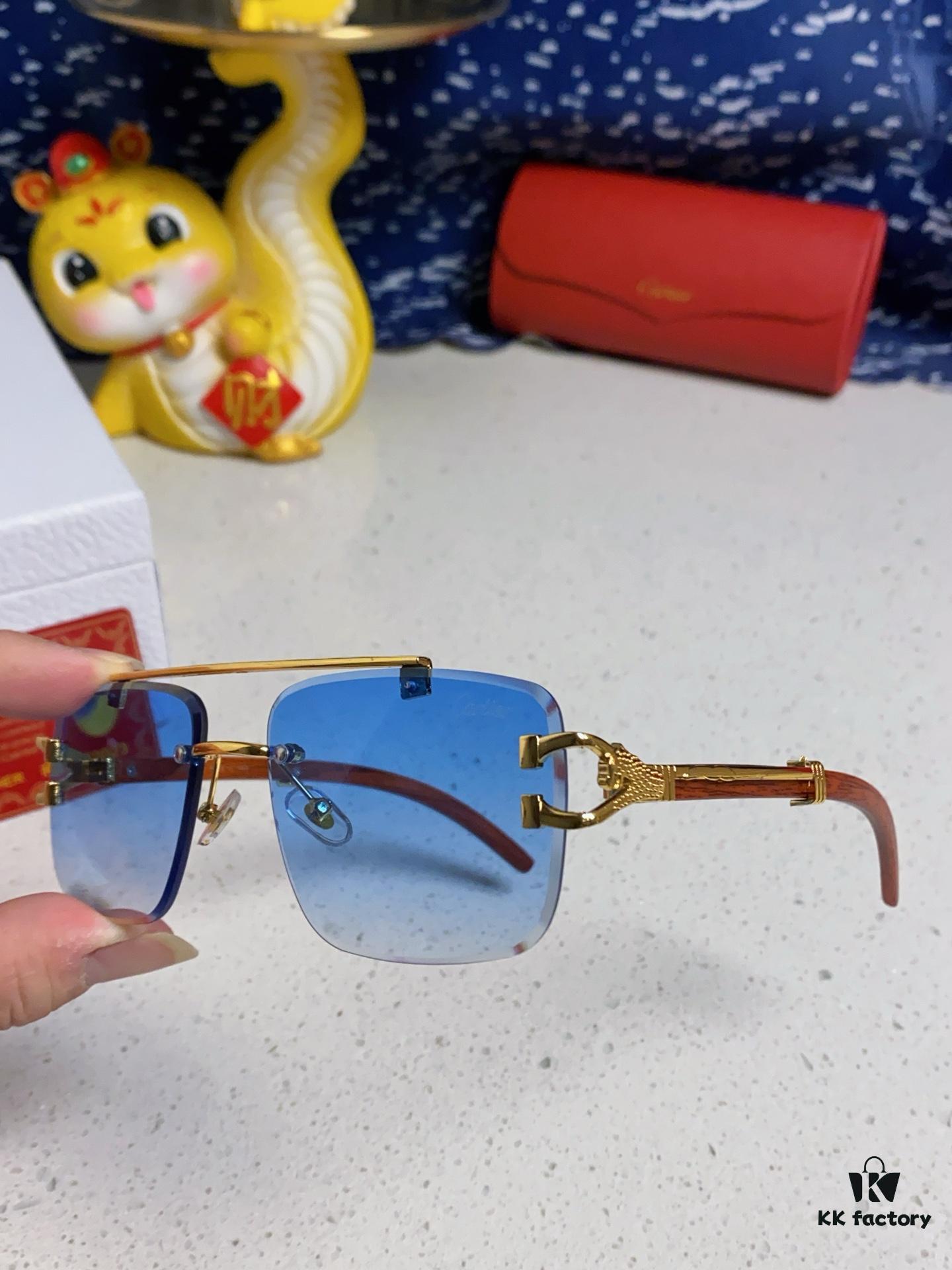 6931fb7a3a89a121ed54c25d Cartier 2025 New Arrival Wooden Texture Panther Decorated Frameless Bar Square Sunglasses, Fashionable Retro Gradient Color Tinted Glasses for Street Photography