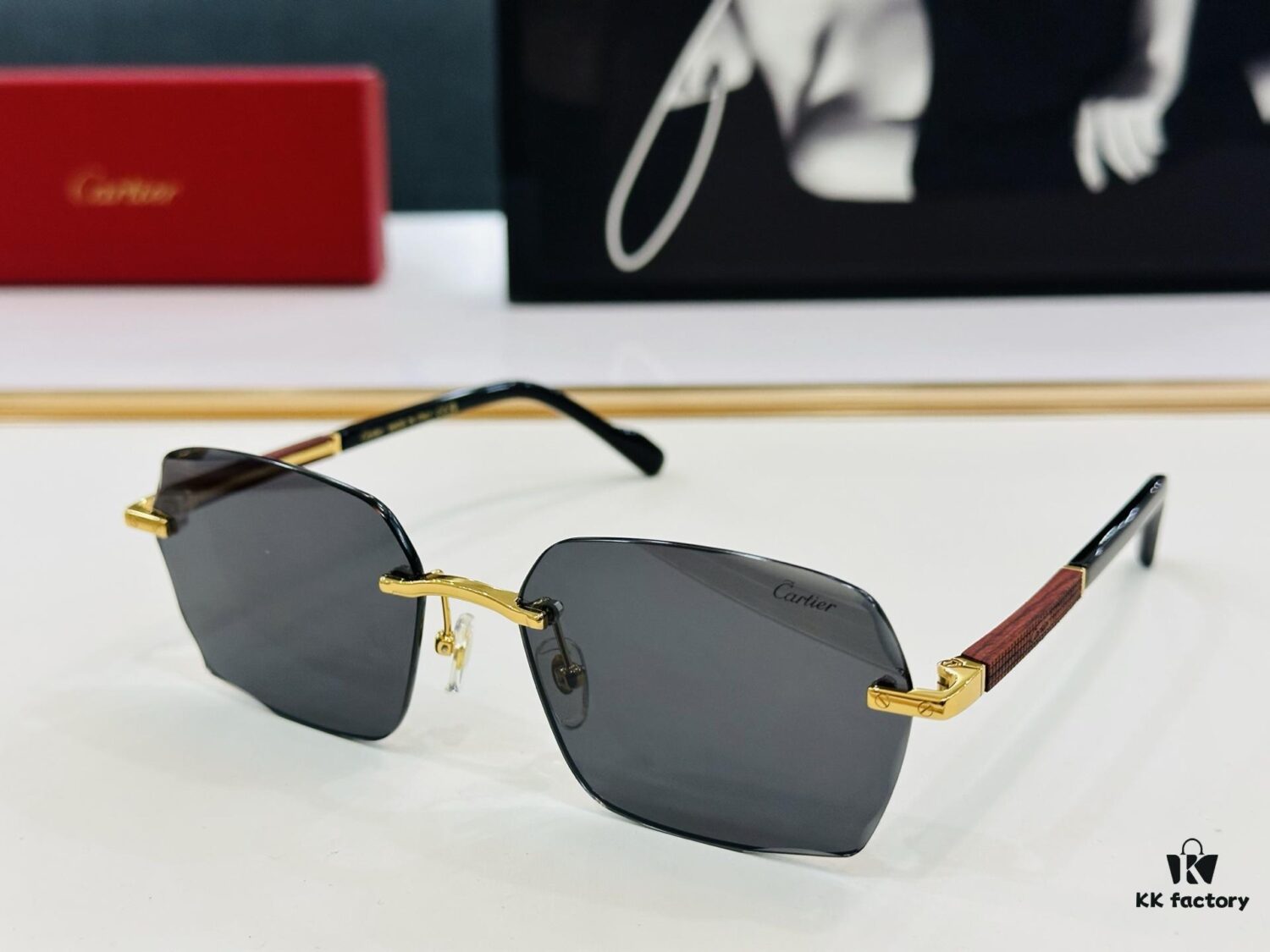 6931fb8a3a89a121ed54c32f New Arrival Cartier Model CT0483S Size 59-18-140 High-Quality Luxury Brand Iconic G-Type Driving Sunglasses