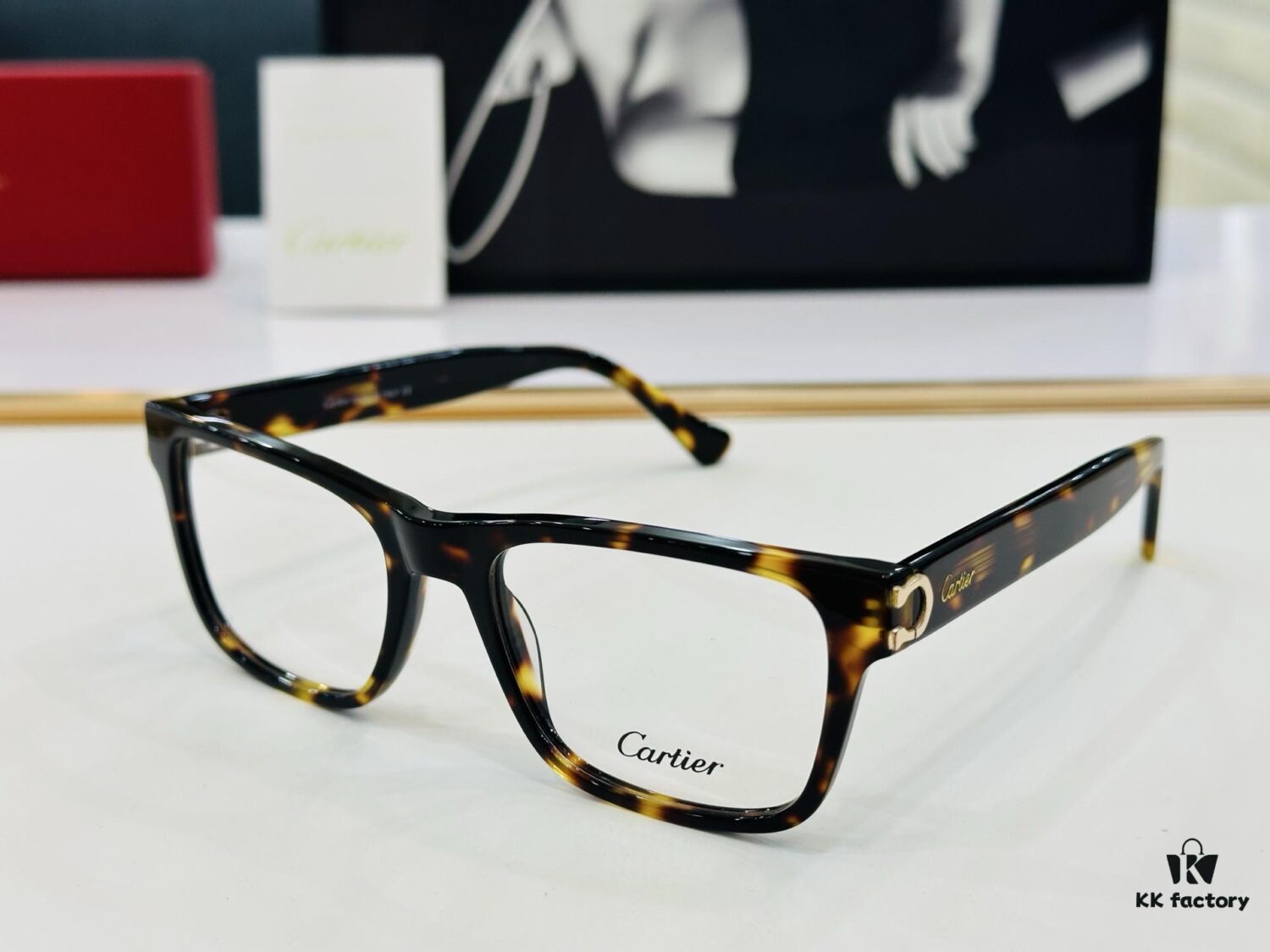 6931fbab3a89a121ed54c4e8 Cartier CT00037 Size: 54□19-145, Small Frame, Universal Fit, Minimalist and Elegant, Stylish Unisex Sunglasses