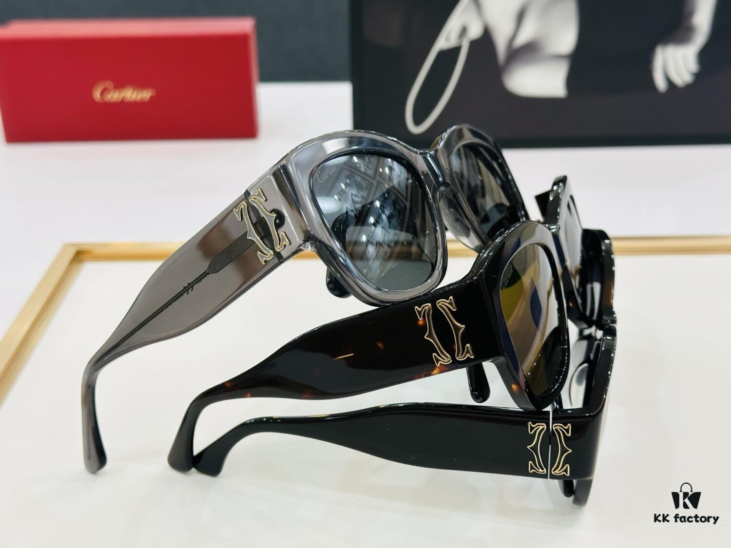 6931fbac3a89a121ed54c4f4 Cartier - ESW00568 Size: 52□21-135 Unisex Stylish Oversized Sunglasses, Universal Frame Fit, Minimalist and Elegant Design, Fashionable and Casual