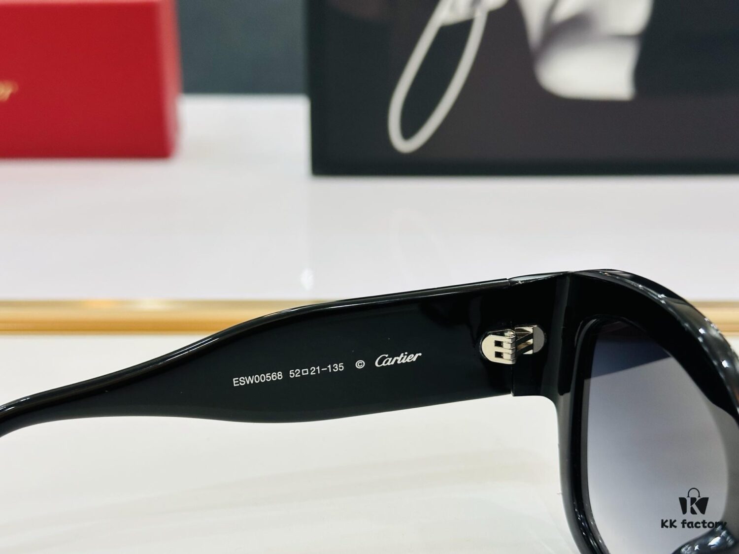 6931fbac3a89a121ed54c4f6 Cartier - ESW00568 Size: 52□21-135 Unisex Stylish Oversized Sunglasses, Universal Frame Fit, Minimalist and Elegant Design, Fashionable and Casual