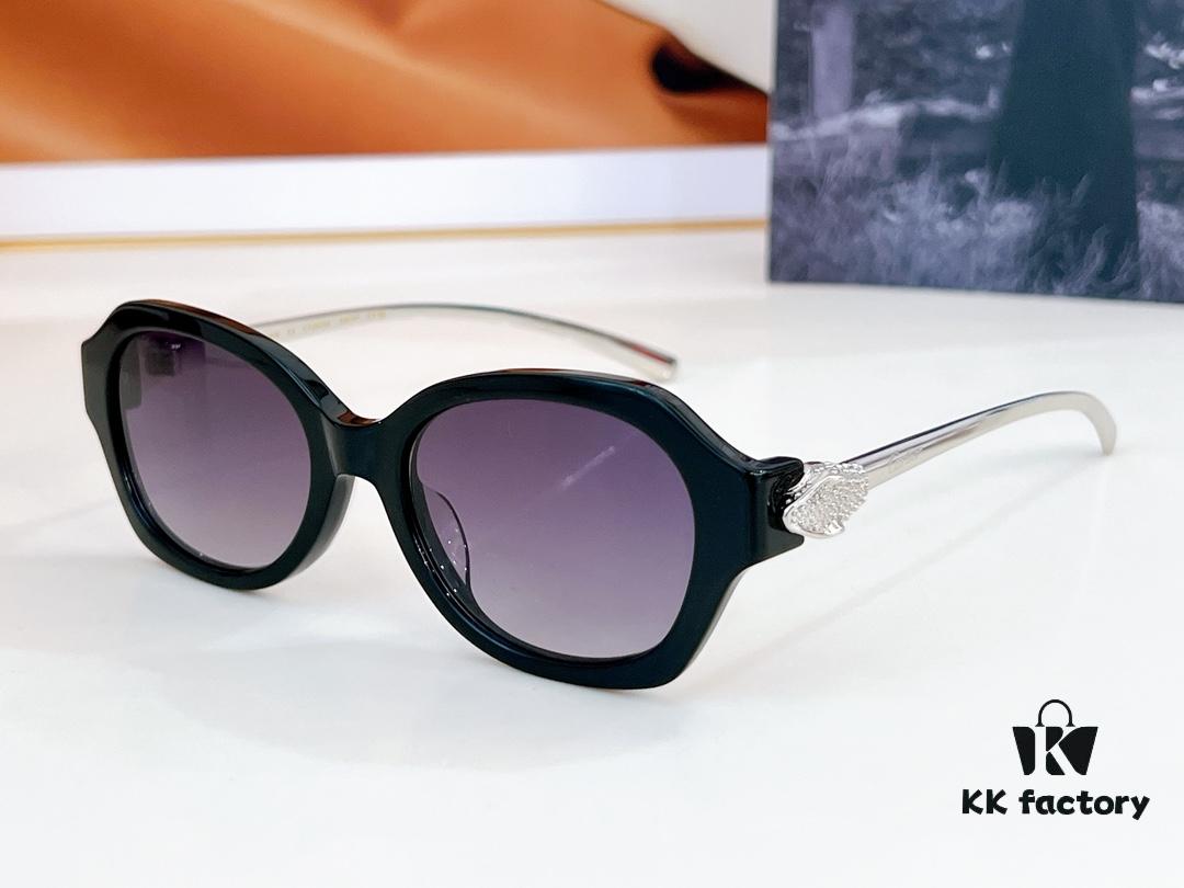 6931fbce3a89a121ed54c645 140 CARTIER MOD: CT0645 Size: 52-18-130 Sunglasses