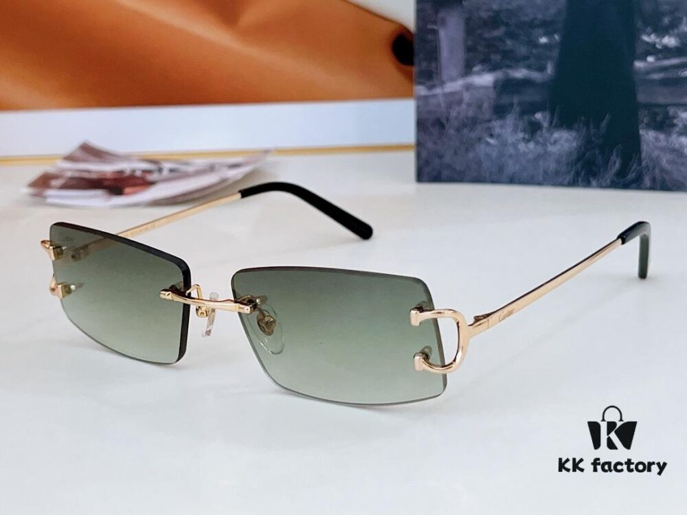 6931fbce3a89a121ed54c64a 130 CARTIER MOD: CT0093 Size: 57-19-140