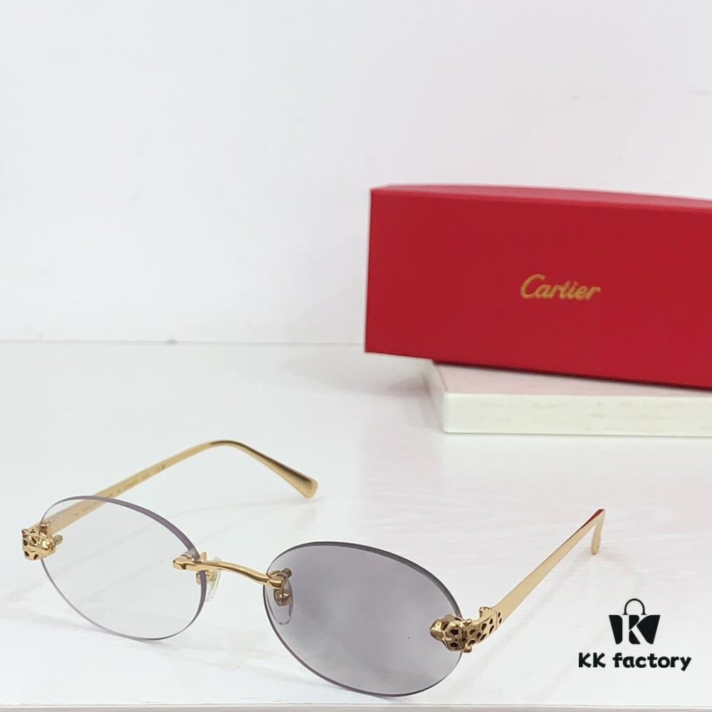 6931fbd13a89a121ed54c66e CARTIER MOD: CT0586S Size: 62-14-145 Photochromic Lens Sunglasses
