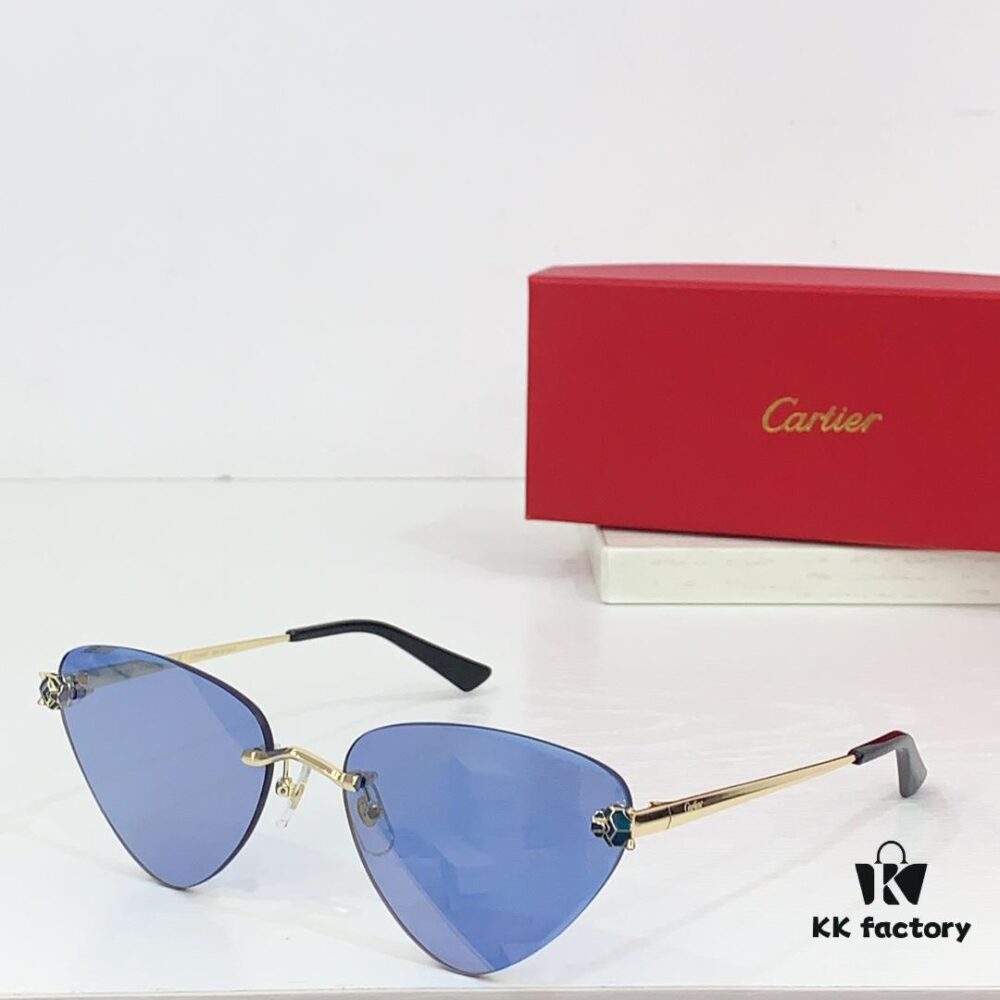 6931fbd33a89a121ed54c689 160 Cartier Gold-Tone Plated PANTHÈRE DE CARTIER SUNGLASSES CT0399S Size: 62□15-145