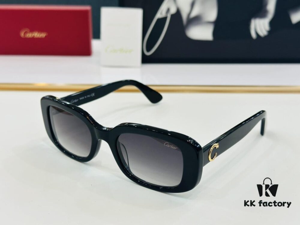 6931fc2a3a89a121ed54cb0d Cartier CT0406S Size 54-19-140 Unisex Stylish Optical Frame for All Face Shapes
