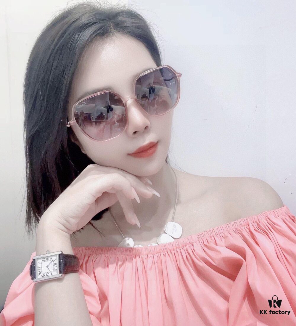 New Arrival Cartier Women's Sunglasses with PC Frame and Temples; Imported Bolle HD Polarized Lenses. Versatile Oversized Sunglasses That Are Flattering and Slimming