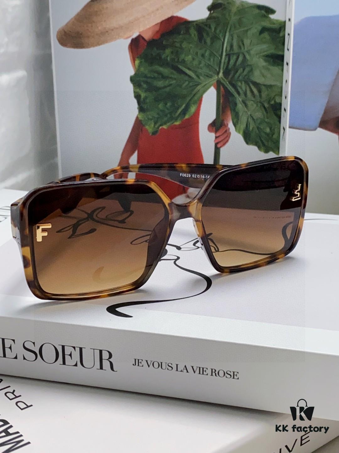 6931fc9e3a89a121ed54d101 Fendi 2025 New Arrival Trendy European and American Style Square Sunglasses for Women, High-End Fashion UV Protection Sunglasses In Stock