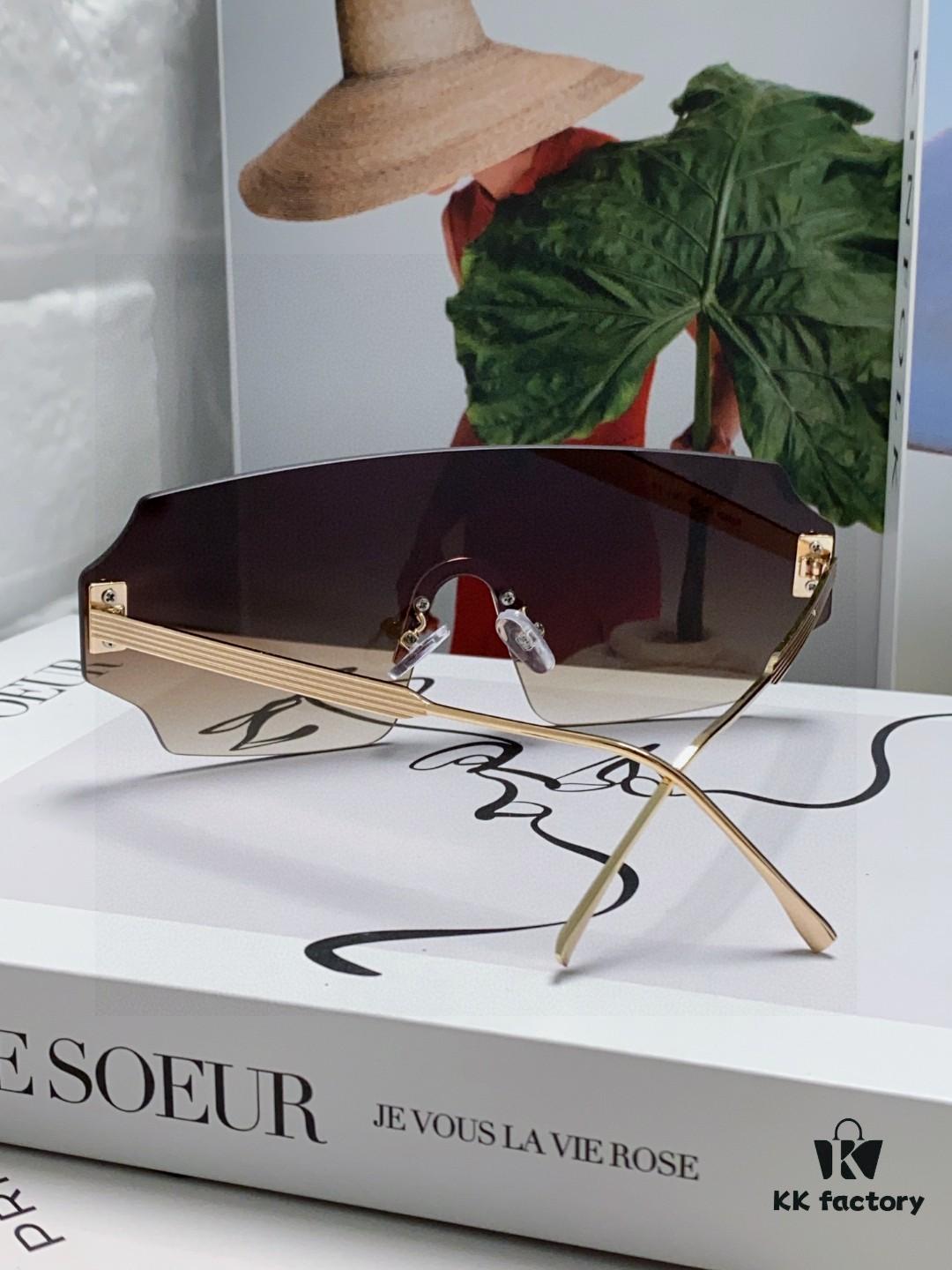 6931fca13a89a121ed54d120 FENDI 2025 New Arrival Men's Sunglasses Fashionable Comfortable Full-Face Windproof Sun Glasses Unisex One-Piece Ocean Blue Lens Oversized Frame UV Protection Eyewear