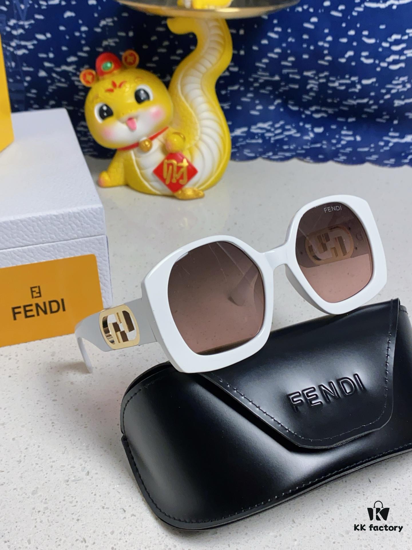 FENDI Acetate O'Lock Sunglasses with Gold-Tone Metal Temples Featuring Oversized O'Lock Logo
