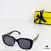 6931fcaa3a89a121ed54d196 135 FENDI MOD: FE40138I Size: 54□19-140 Sunglasses