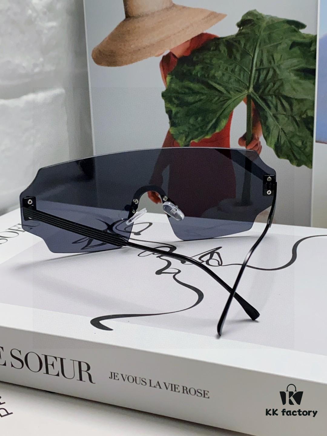 6931fcad3a89a121ed54d1ba FENDI 2025 New Arrival Men's Sunglasses Fashionable and Comfortable Mask-Style Windproof Sun Glasses One-Piece Frameless Ocean Lens Unisex Oversized Sunglasses European and American Style Trendy Windproof Eyewear