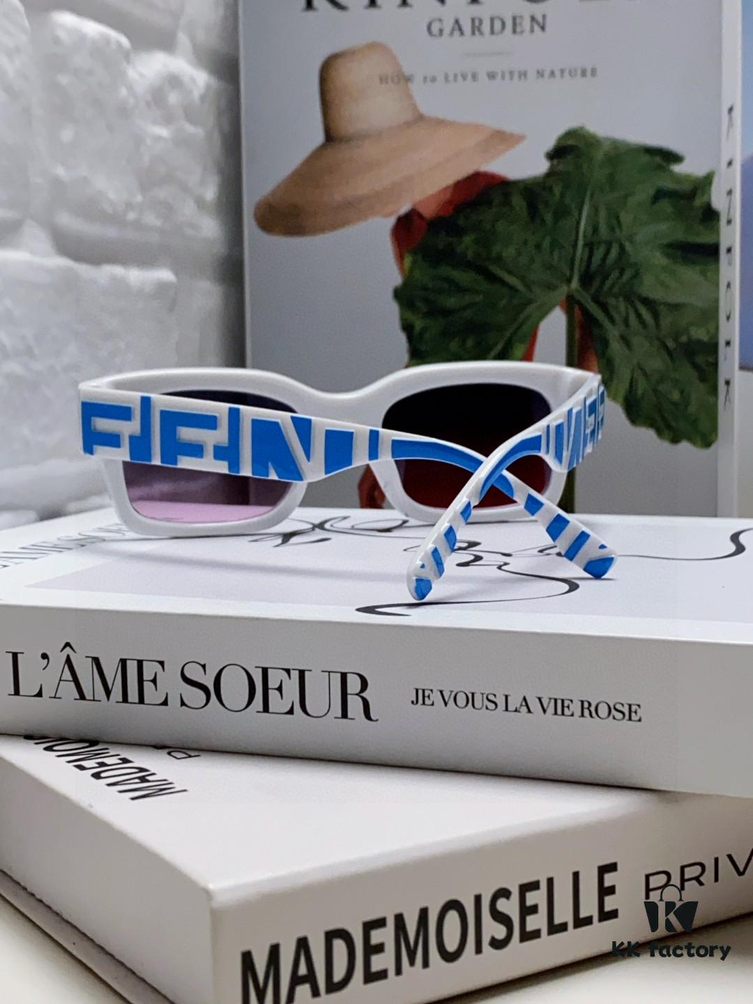 6931fcb03a89a121ed54d1c7 FENDI 2025 New Square Sunglasses, Stylish Hip-Hop Inspired UV Protection Shades, Trendy Alphabet Design for Street Photography, Fashionable Instagrammable Unisex Sunglasses