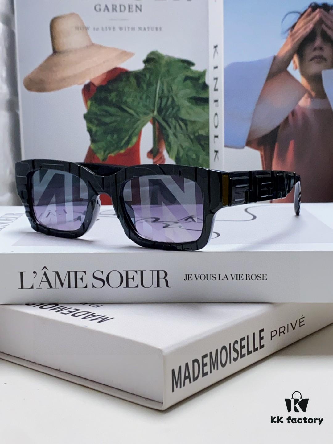 6931fcb13a89a121ed54d1d0 FENDI 2025 New Square Sunglasses, Stylish Hip-Hop Inspired UV-Protective Shades, Popular with Influencers and Streetwear Enthusiasts