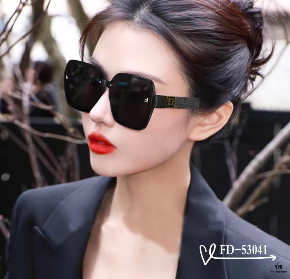 6931fcba3a89a121ed54d24b Italian FENDI New Arrival Sunglasses Model 53041 with Polarized Lenses, Lightweight TR90 Frame for Comfortable Wear