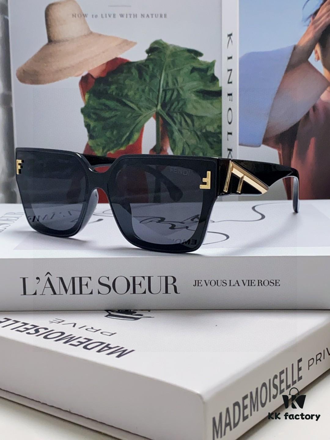 6931fcc33a89a121ed54d2c5 FENDI 2024 New Logo Design Minimalist Fashion Women's Sunglasses with Seamless Mirror Lenses