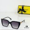 6931fcc33a89a121ed54d2ce 140 FENDI MODEL: FE40161I SIZE: 55□16-145 Sunglasses