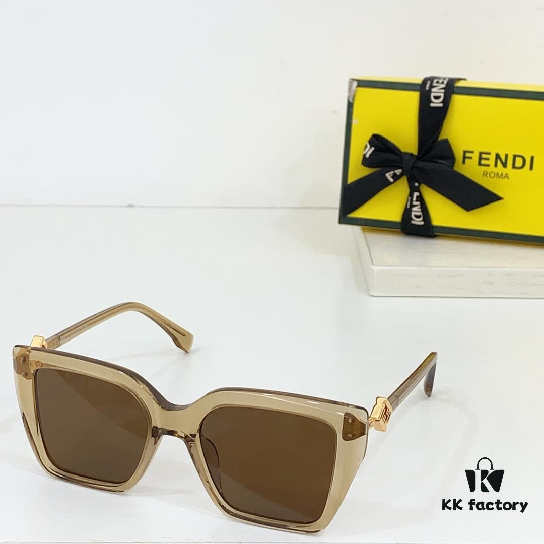 6931fcc43a89a121ed54d2d0 140 FENDI MODEL: FE40161I SIZE: 55□16-145 Sunglasses