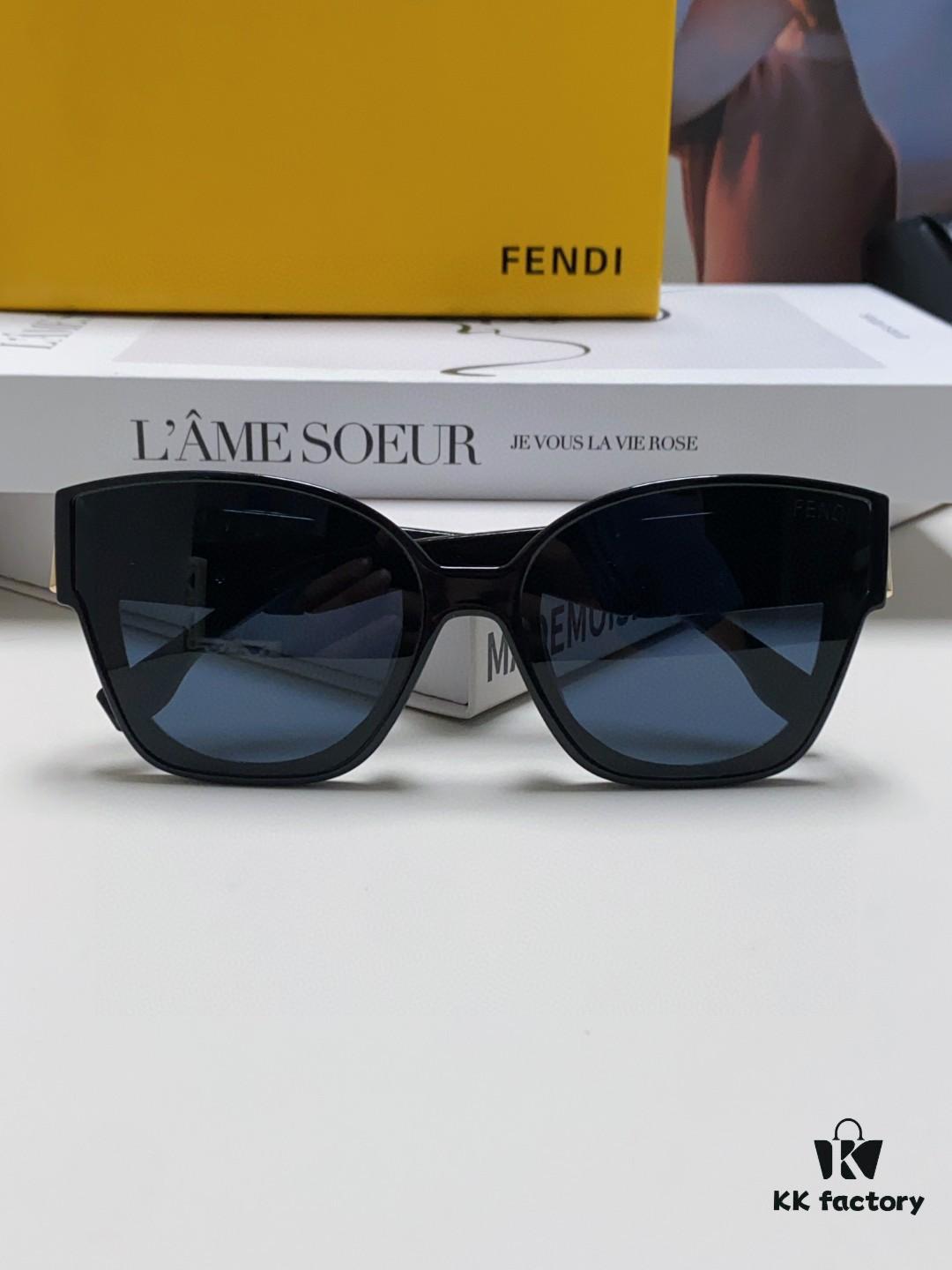 6931fcd03a89a121ed54d358 FENDI Fendi Newly Designed Logo, Minimalist and Stylish, Featuring Seamless Mirror Lenses