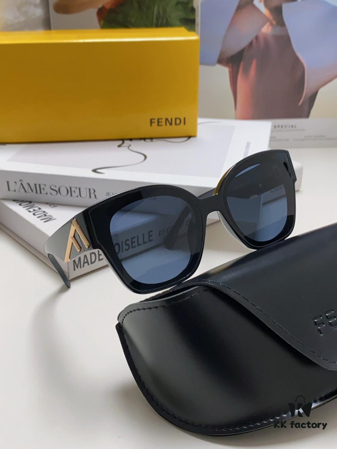 6931fcd03a89a121ed54d359 FENDI Fendi Newly Designed Logo, Minimalist and Stylish, Featuring Seamless Mirror Lenses