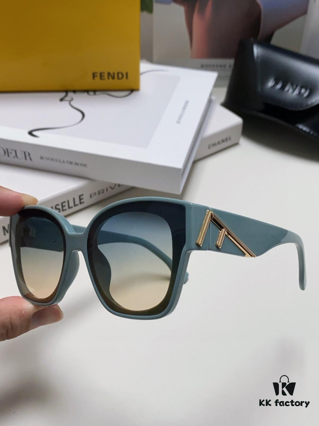 6931fcd03a89a121ed54d361 FENDI Fendi New Logo Design Minimalist Fashion Sunglasses with Seamless Mirror Lenses