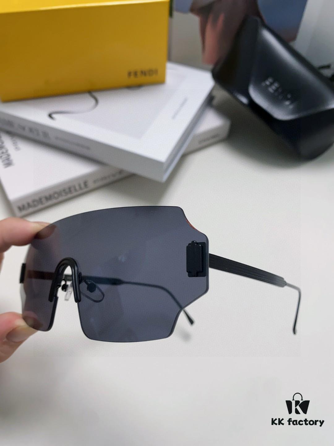 6931fcd23a89a121ed54d37f FENDI 2024 New Arrival Men's Fashionable Avant-Garde Mask-Style Sunglasses, Frameless One-Piece Ocean Lens Unisex Oversized UV-Protective Windproof Shades