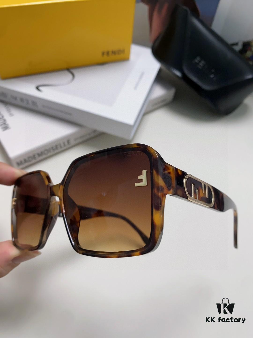 6931fcd63a89a121ed54d3ac Fendi 2024 New Arrival Trendy European-American Style Square Sunglasses for Women, High-End Fashion UV-Protective Sunglasses In Stock